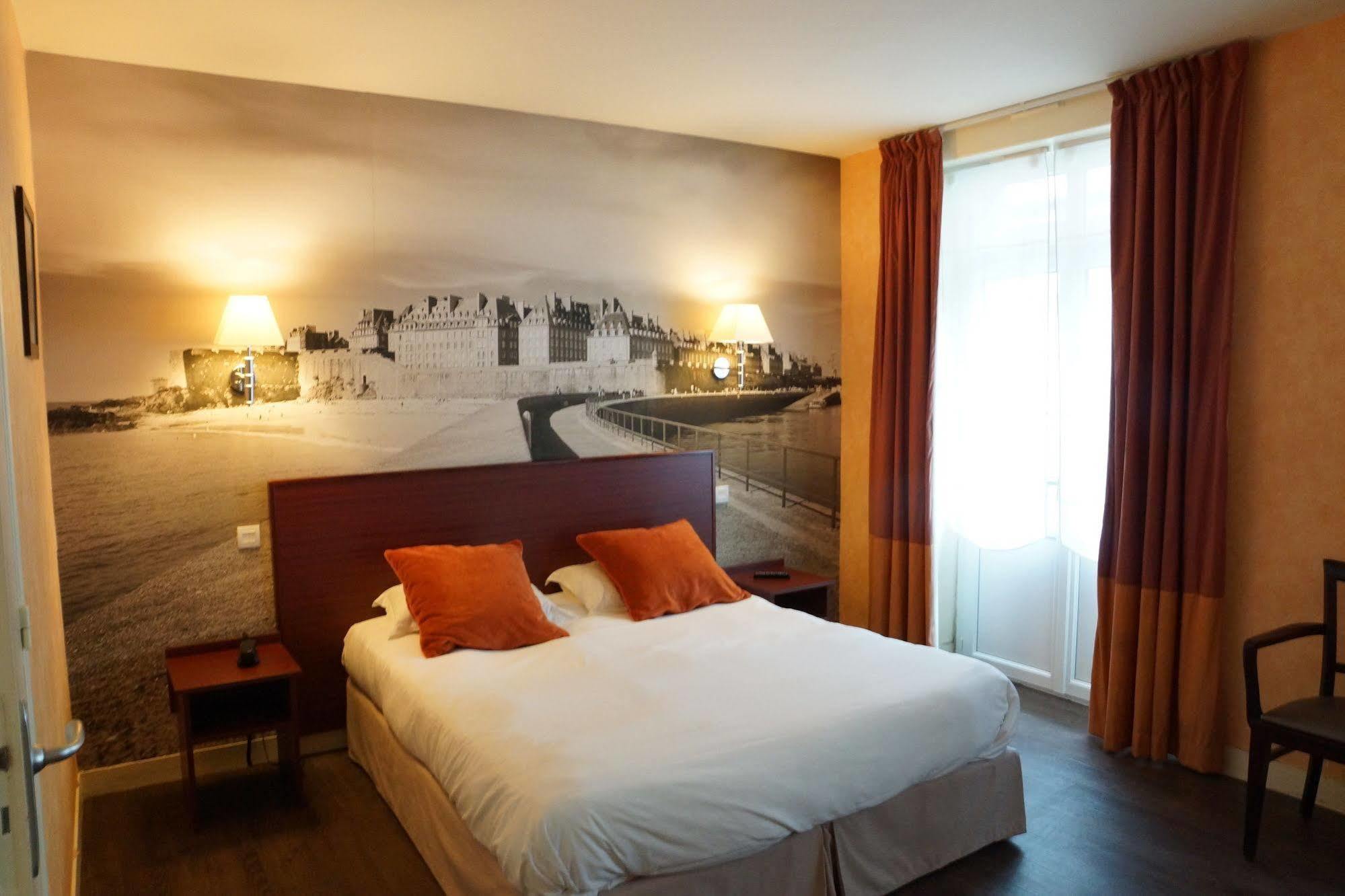 Hotel The Originals Boutique, Des Marins,